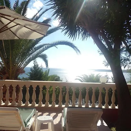 Sunshine Apartment *