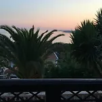 Sunshine 아파트